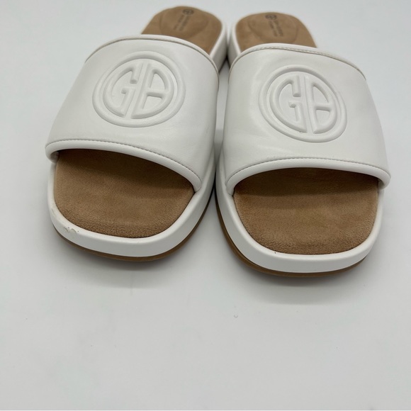GIANI BERNINI Tassie Slide Sandals - Picture 11 of 15